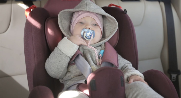 Купите ребенку автокресло